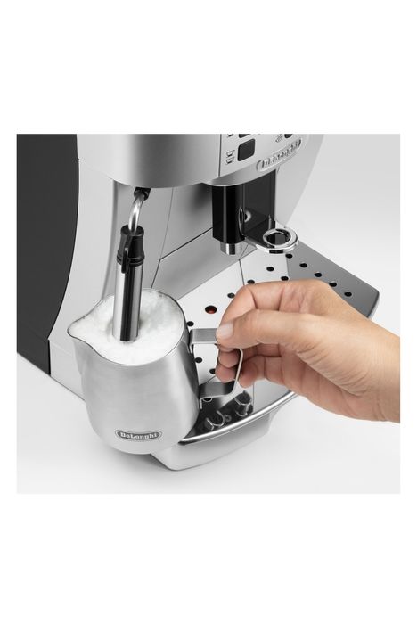 Кофемашина DeLonghi Magnifica S.