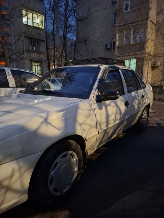 Nexia 2 sotiladi srochni