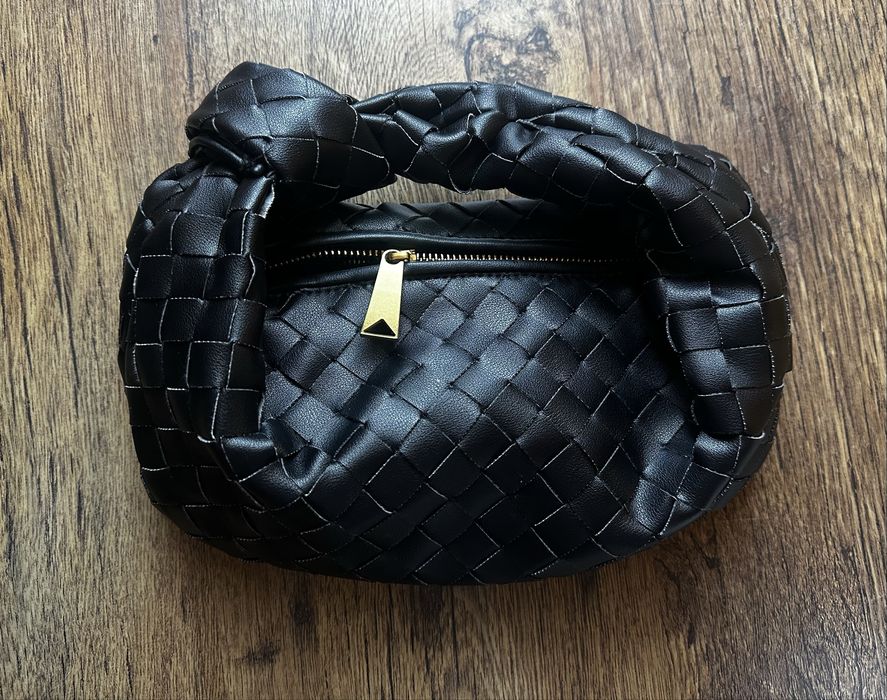 Дамска чанта естествена кожа