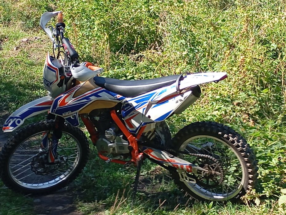 Индуро матоцикл ..