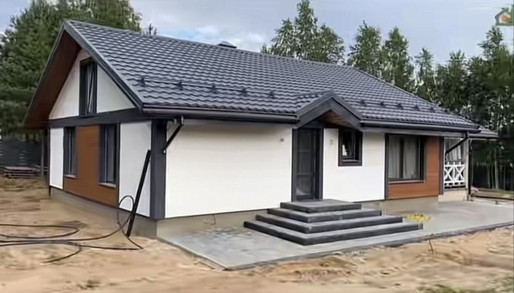 Vand Casute invelite cu panouri sandwich