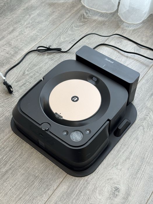 iRobot Braava jet m6 - моп робот + 2 подложки за мокро почистване