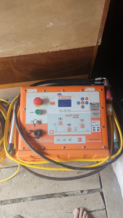 Vand excavator volvo ec55b  camioneta daf lf 45.150 statie lipit tevi  cap la cap