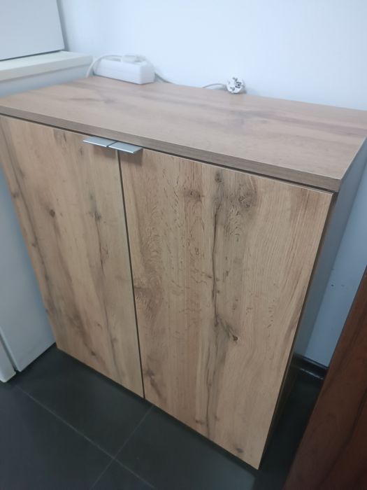 Шкаф 55*60*30 за офис/дома