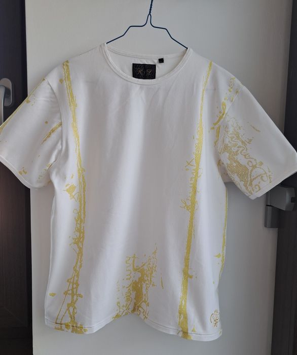 Vând tricou de damă