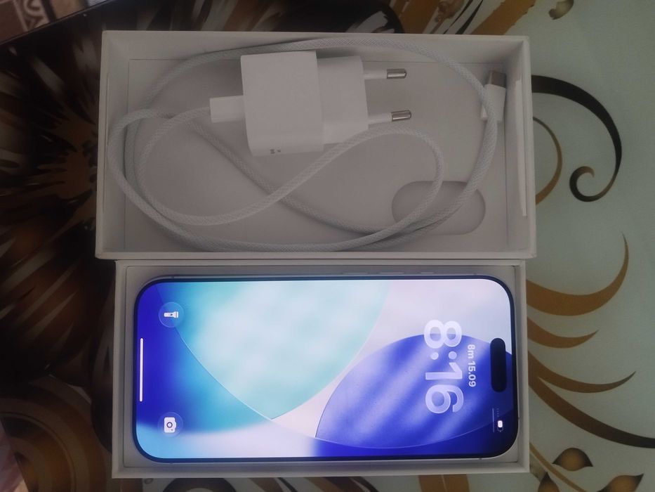 Iphone 17 продавам