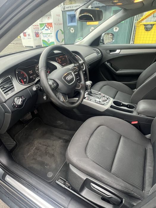 Vand Audi A4 B8 Facelift. Nu accept schimb!