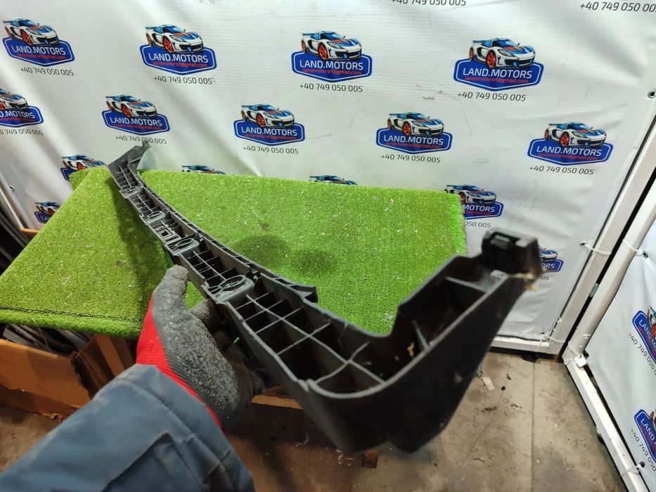 SUPORT BARA SPATE VOLKSWAGEN GOLF 6 1.4 TSI BENZINA 2013 COD OEM 5G6807863 / HATCHBACK 2012-2019