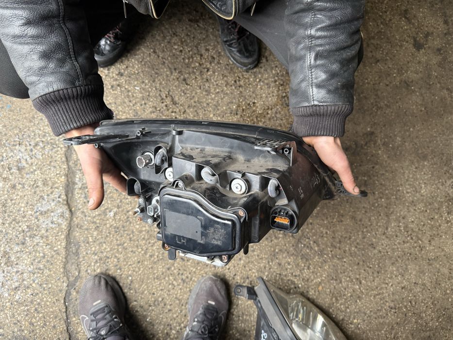 Фар за Opel antara xenon