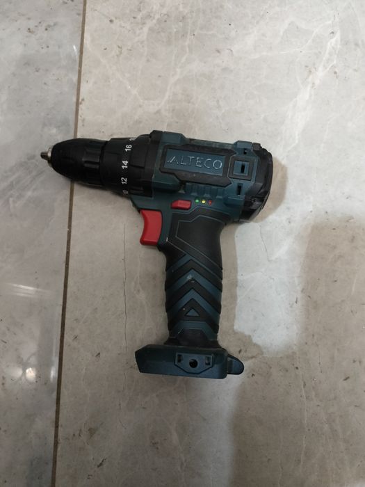 Продам шуруповерт