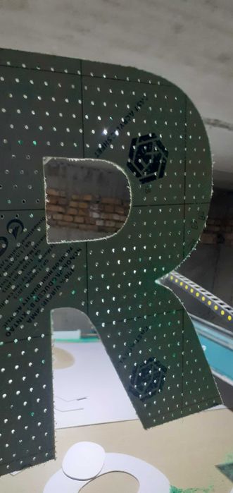 ОБЪЕМНЫЕ БУКВЫ,Реклама учун харфларни кесиш ва йигиш ровер хизмати