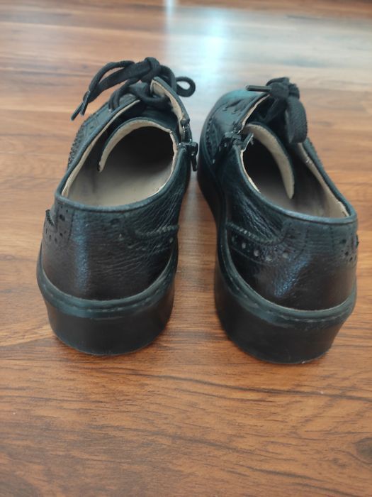 Школьная обувь для подростка