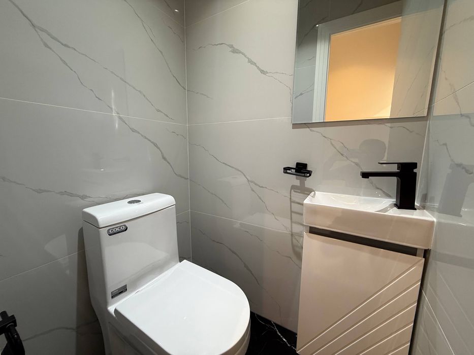 Продается нежилое помещение вдоль дороги! 2 квартал универсам!