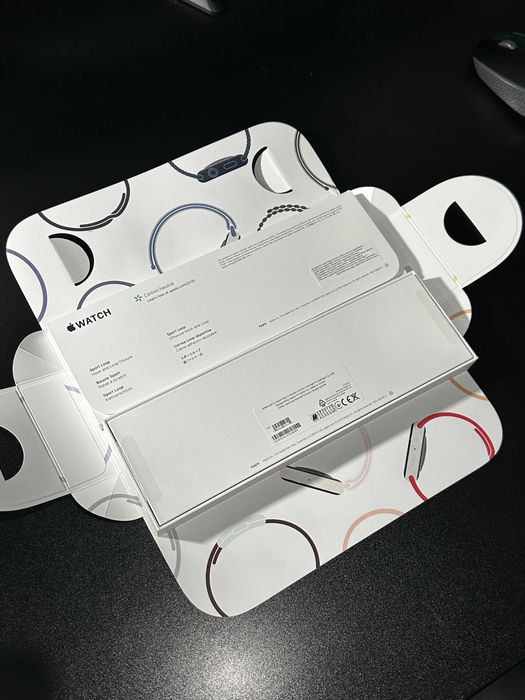 Apple Watch 9, 41mm, Starlight Loop