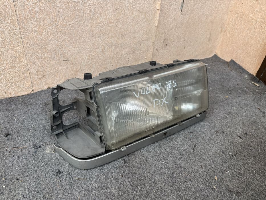 Фар за Volvo 740/745/760/Волво 740/745/760