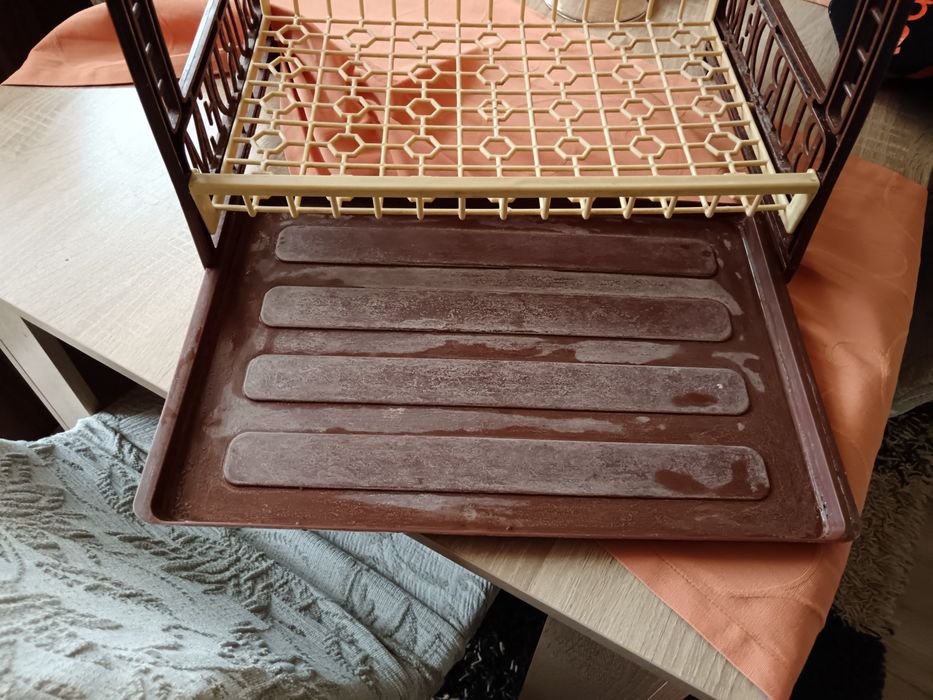 Сушилник за чинии