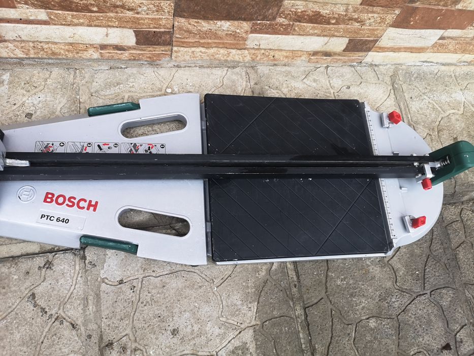 Bosch Ръчна Машина за рязане на Плочки Гранитогрес Теракот