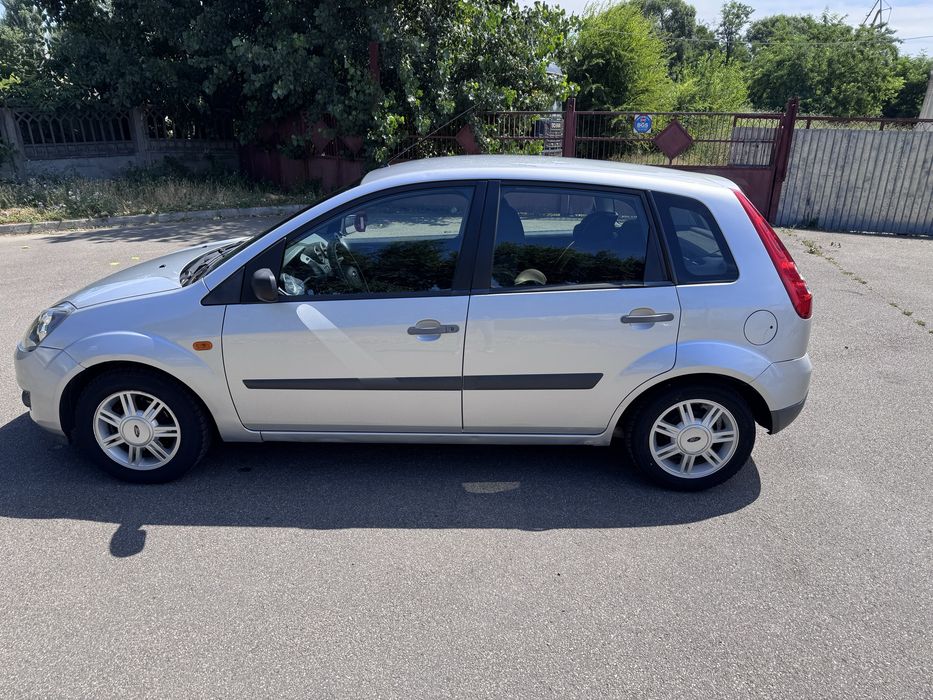 Ford fiesta 1.2 benzina 2009