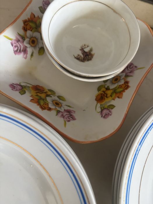 Посуда,сервиз чайный,тарелки