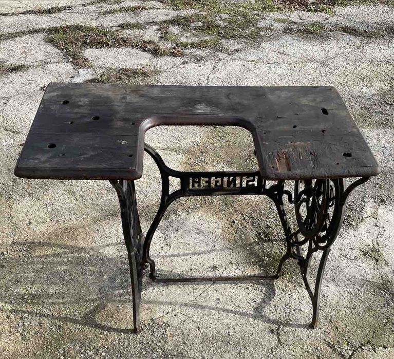 Стойки от шевна машина СИНГЕР / SINGER-150лв