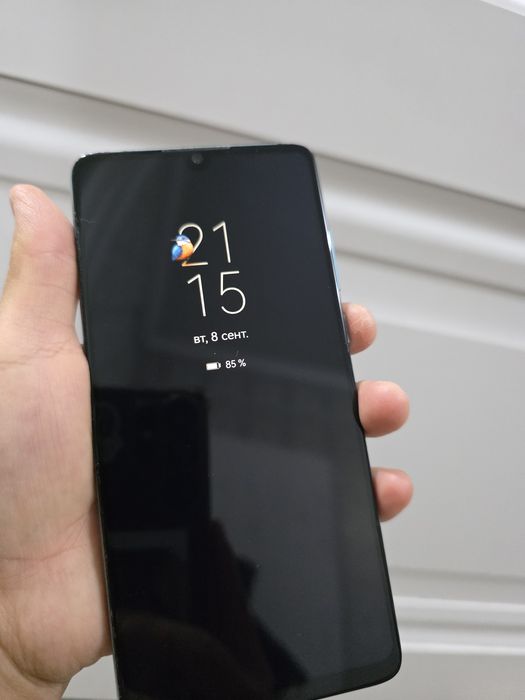 Телефон Huawei б/у