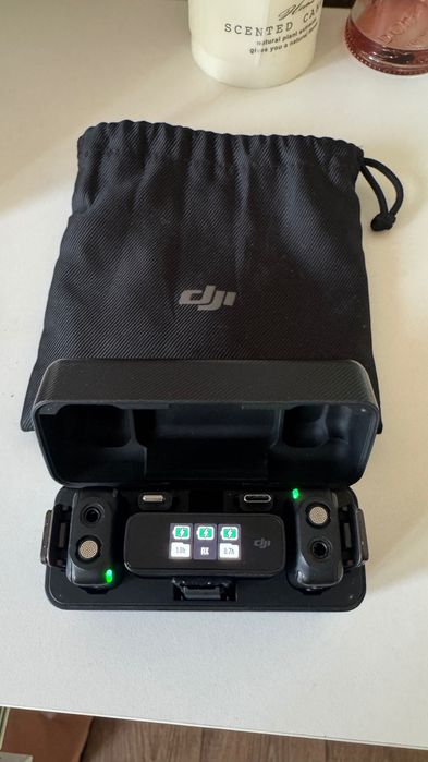 Микрофон DJI Mic (2TX + 1RX + Charging Case) черный