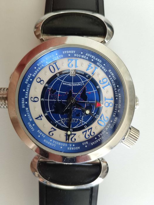 Часовник Коларов