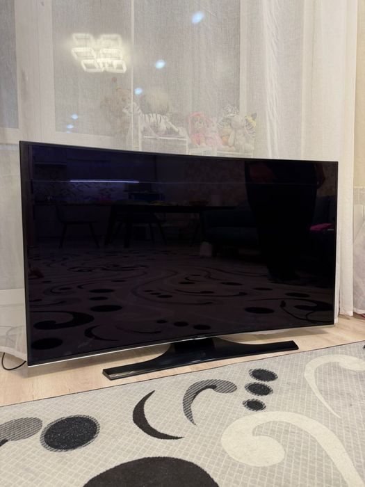 Телевизор Samsung