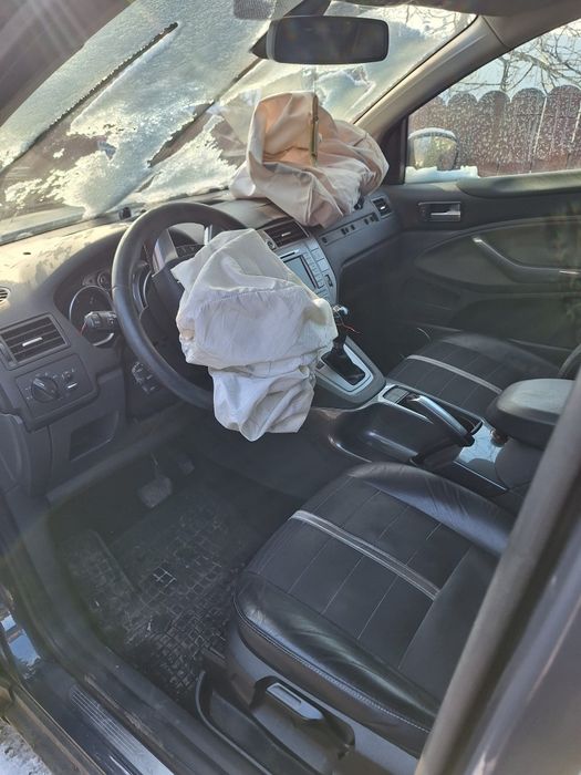 Vand Ford Kuga pentru piese