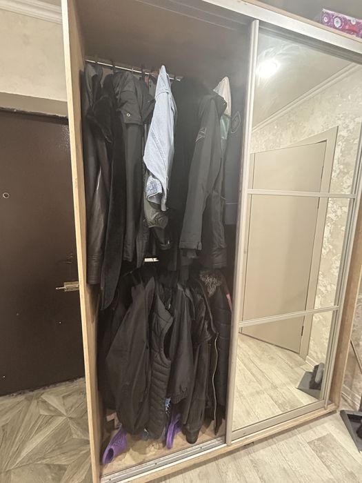 Продам шкаф купе