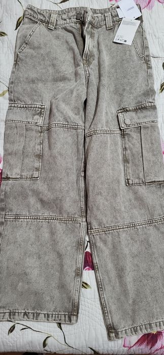 Pantaloni H&M,copii,marimea 152