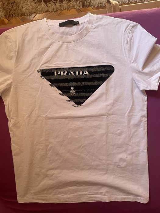 oригинална тениска Prada