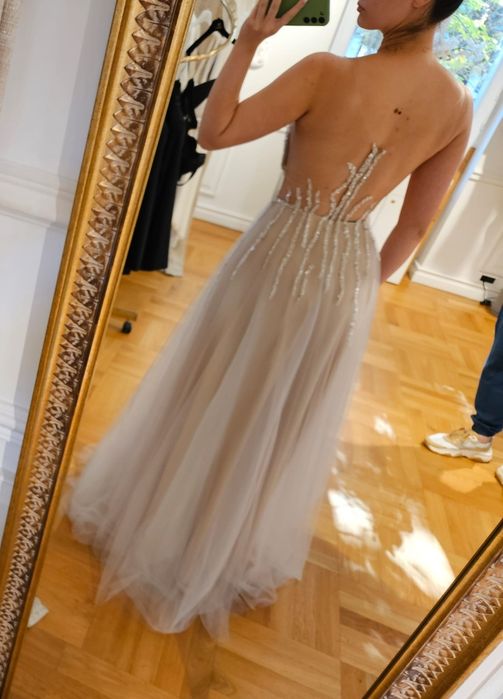 Rochie lunga din tul cu broderie manuala cu elemente Swarovski