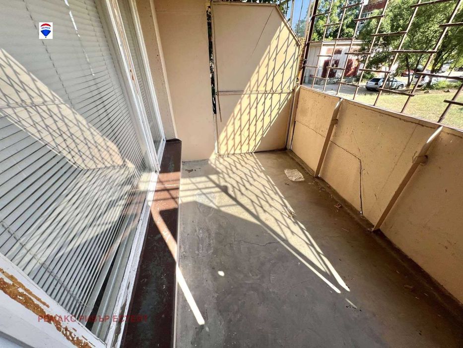 Продава се Двустаен апартамент в Русе, Чародейка - Юг - 62 кв.м за 967 €/кв.м - Снимка #2