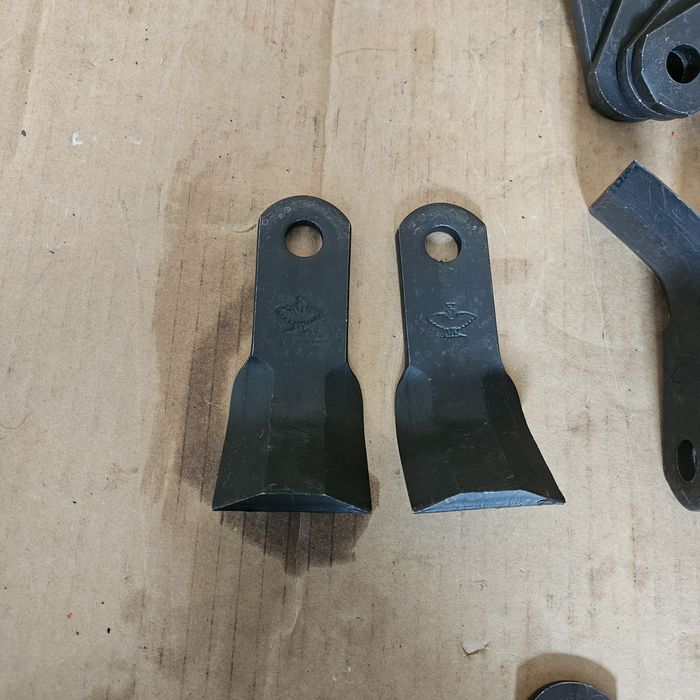 Cutit tocatoare resturi vegetale