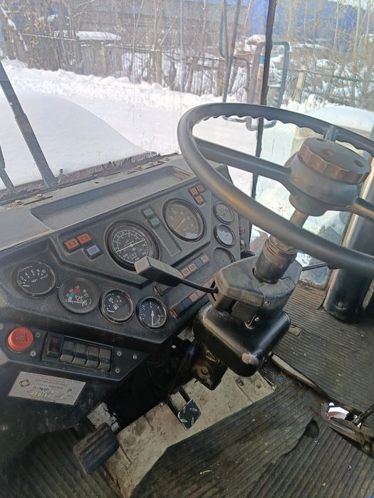 Трактор Кировец К744