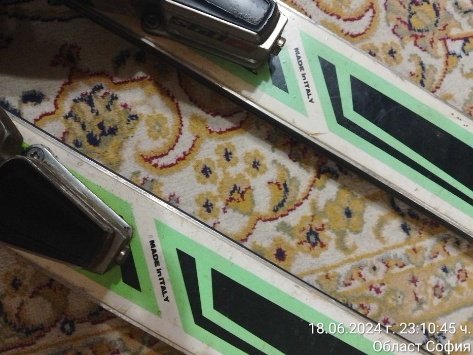 Ски с автомати И Ски обувки