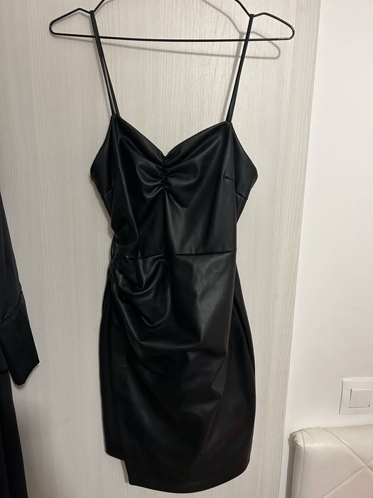 Кожена къса рокля Зара от изкуствена кожа