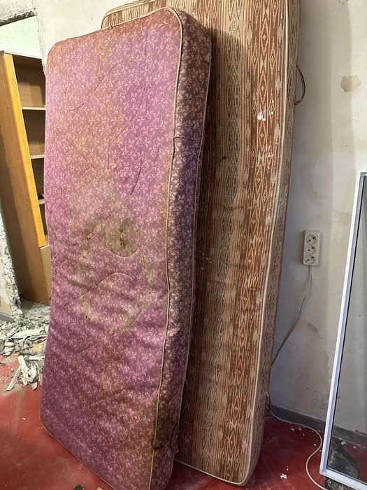 Продам 2 матраса
