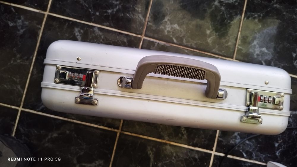 Servietă din Aluminiu