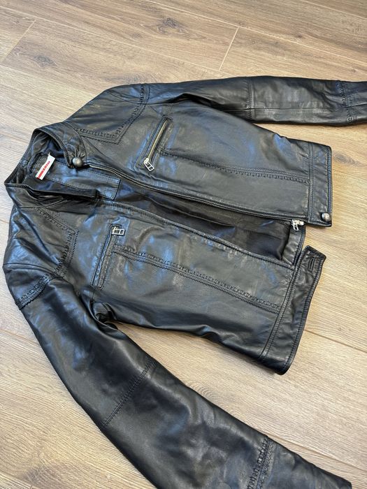 Кожаная куртка Prada (оригинал)