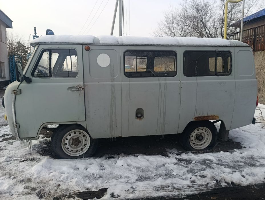 Срочно продам кузов от увазика хороший кузов живой