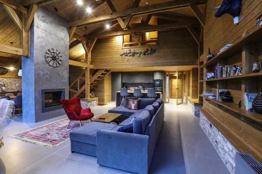 Дава се под наем Къща в Разлог - 270 кв.м за 316.2 € - Снимка #4