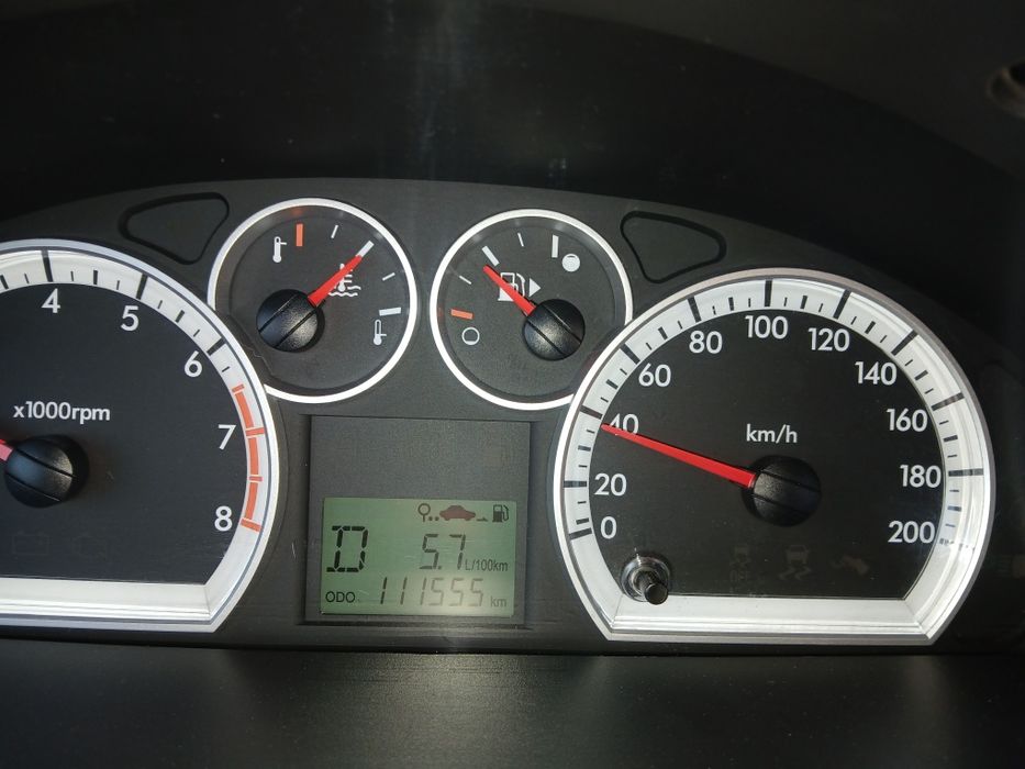 Продам автомобиль Chevrolet Nexia R3