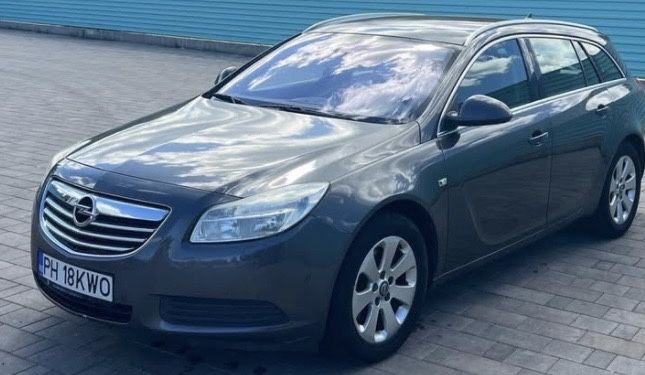 Opel insignia 2010 - 1.8 benzina si GPL
