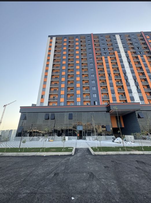 1 xona Sputnik 16a  kvartira oilaga arendaga novostroyka 5 metroga 2km