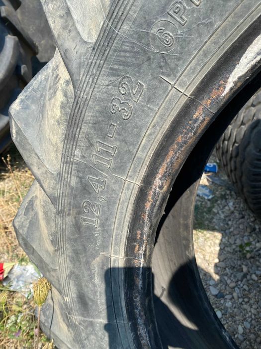 Cauciuc 12.4 R32