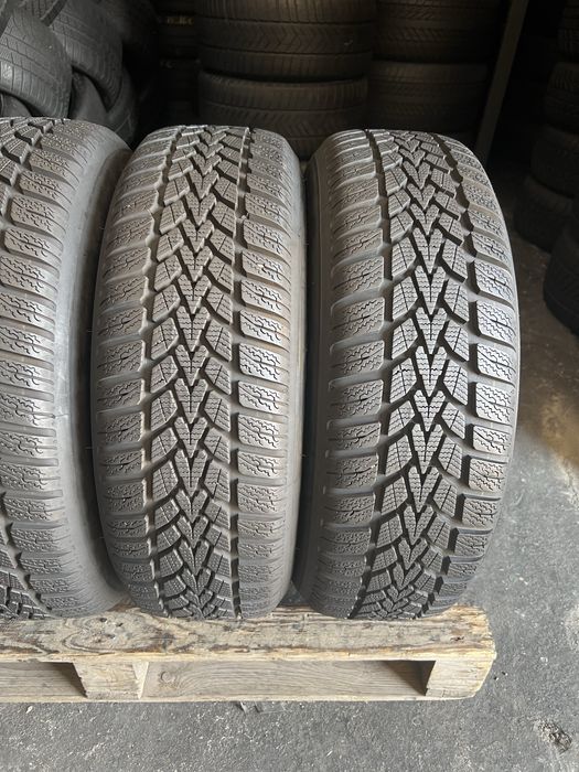 4 anvelope iarna 195/65/15 Dunlop 8 mm!