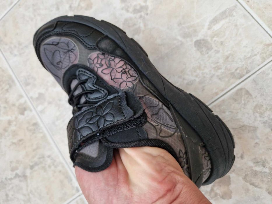 Маратонки различни марки 36 размер