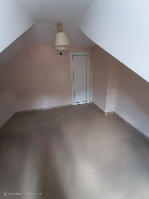 Дава се под наем Ателие в Враца, Център - 50 кв.м за 153 € - Снимка #2